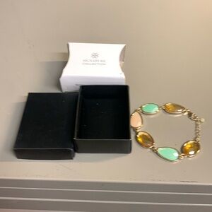 Avon Tropical Breeze Bracelet Brand New in Original Box